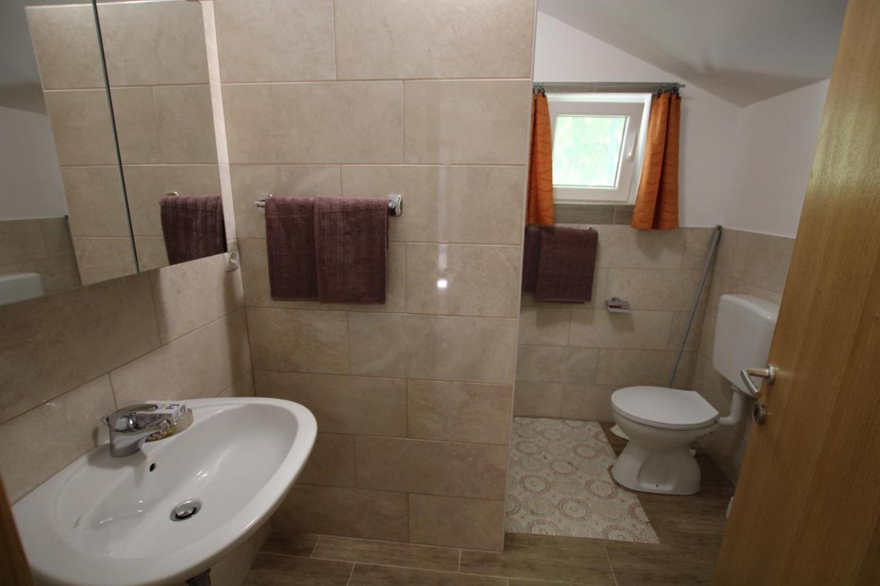 Apartments Green Garden Labinci Стая снимка