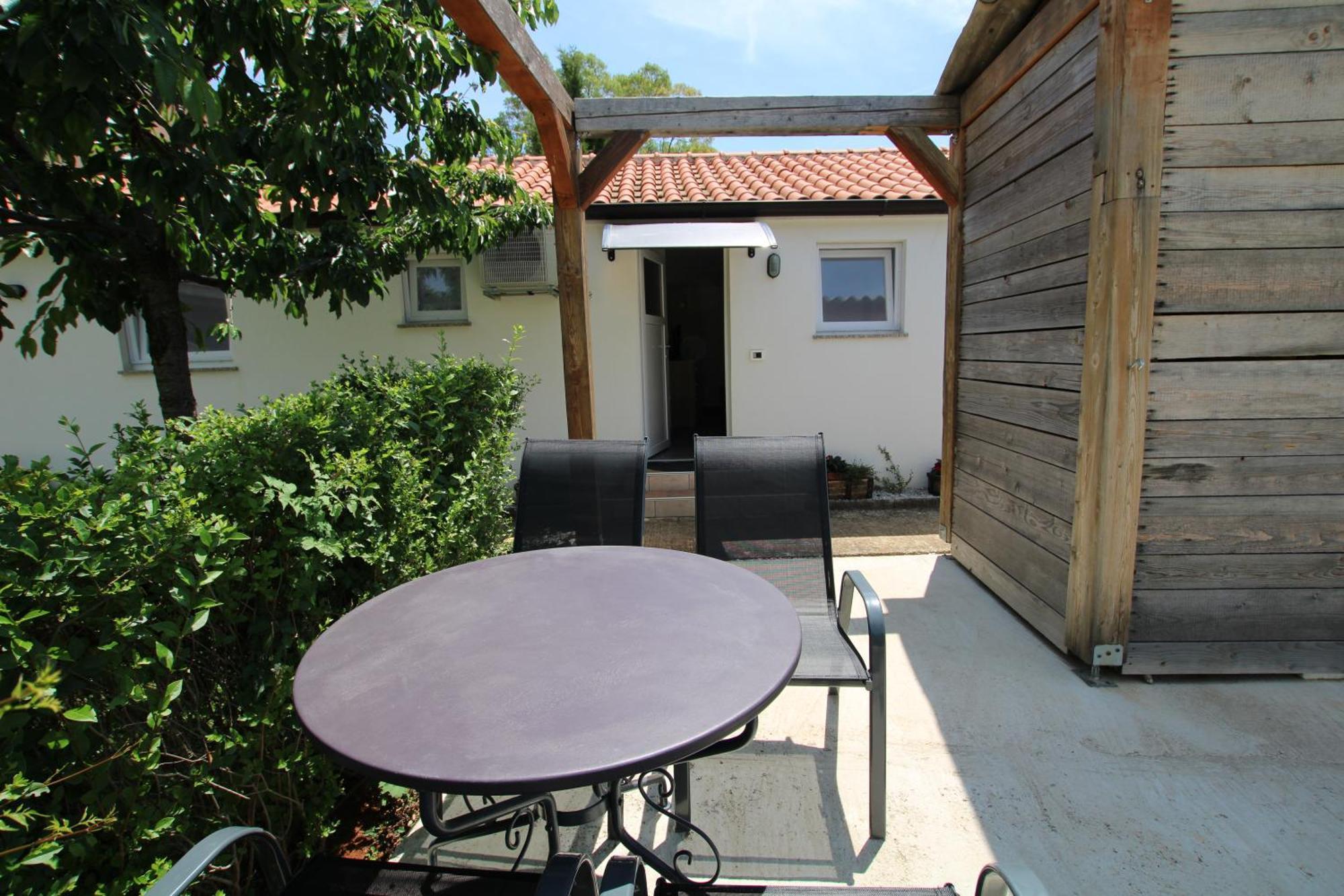 Apartments Green Garden Labinci Стая снимка